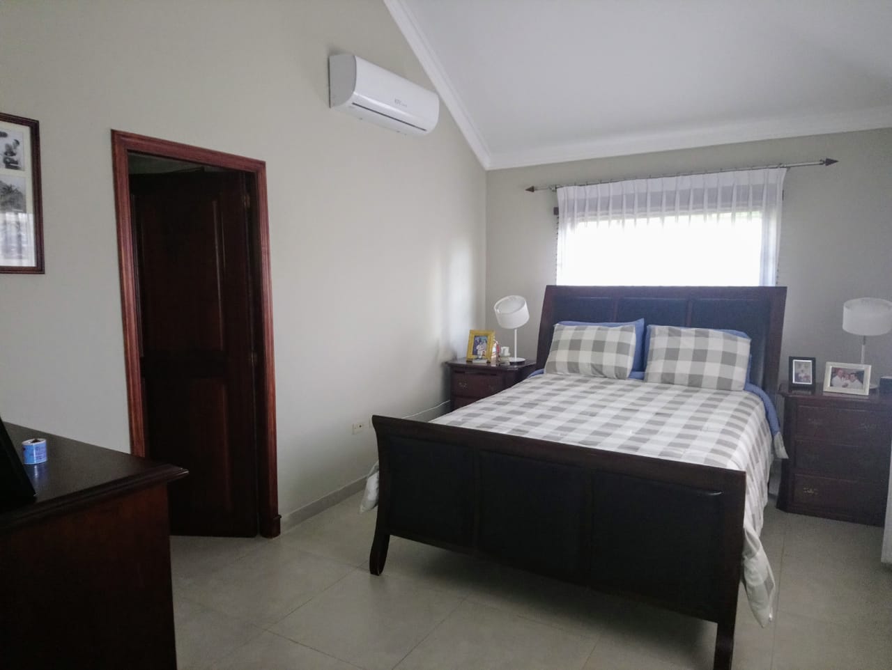 3c08ba6d-42cc-41e0-90ba-97c1acdf0ea3