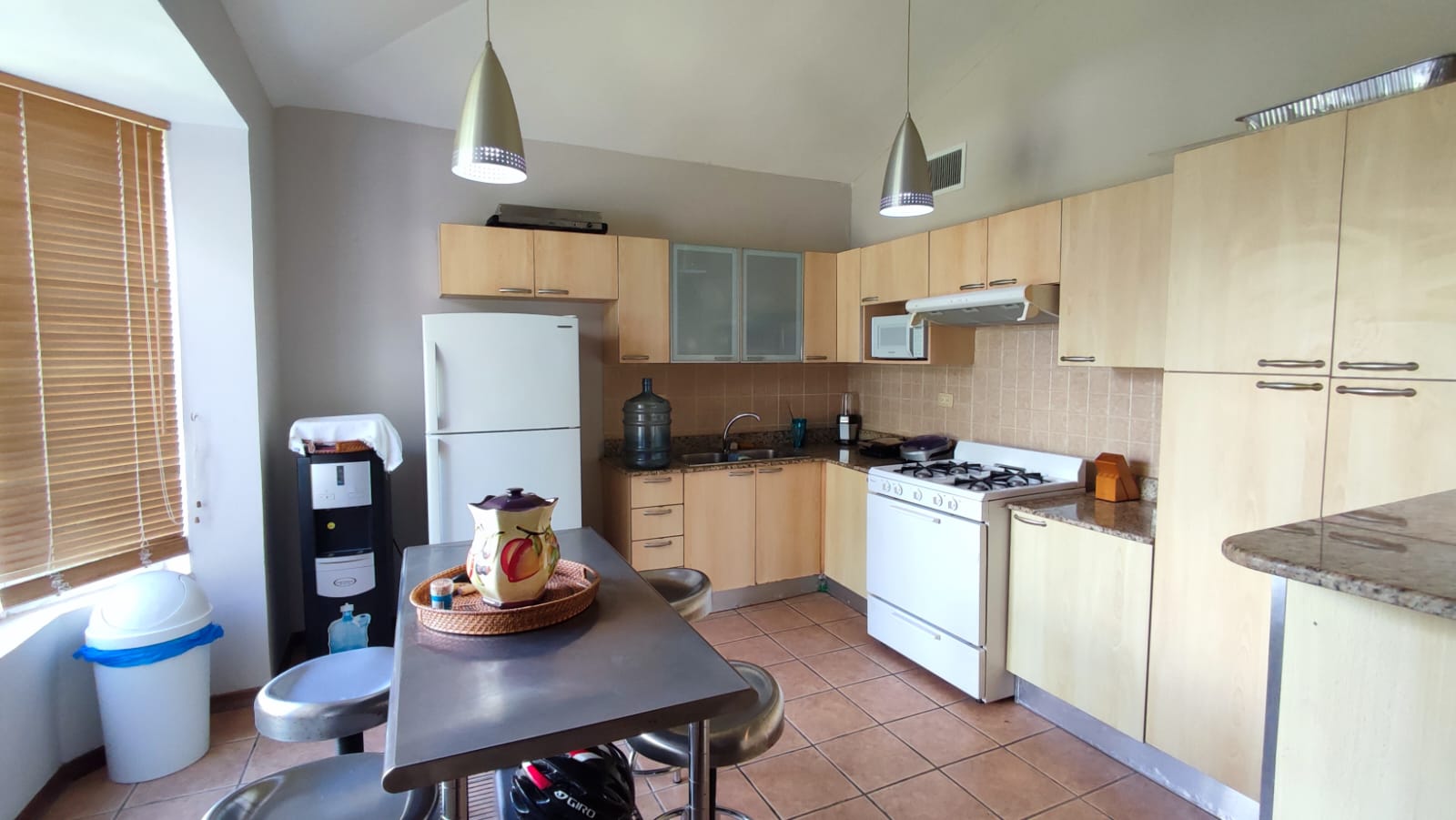 WhatsApp Image 2023-04-11 at 17.32.