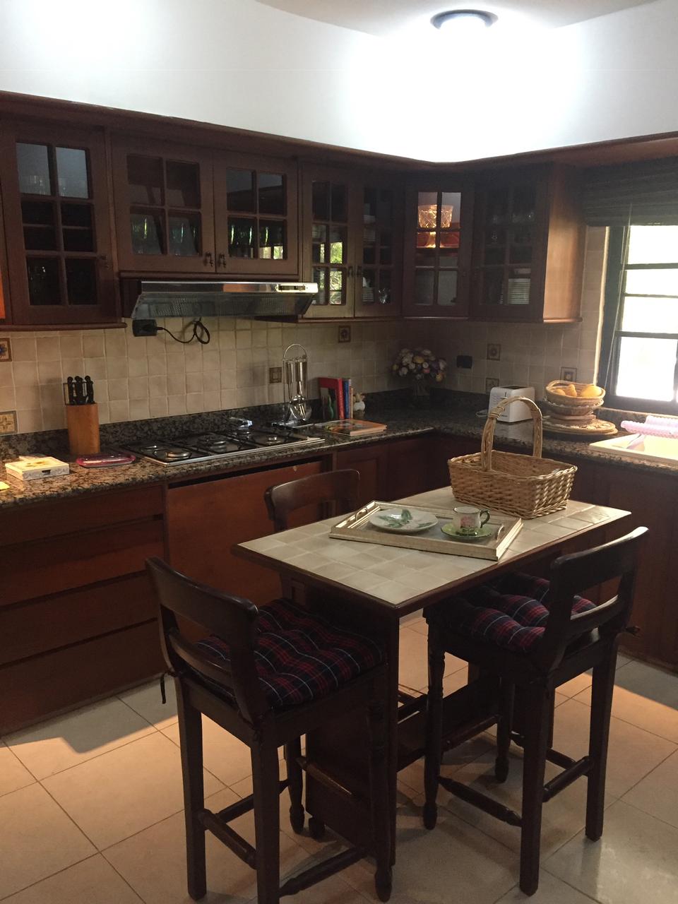 e3568a4d-757f-481e-bf77-91302de4b478